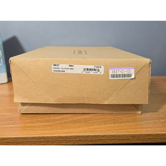 Vintage Coach Casual Clutch 9837 EUC w Box - Picture 3 of 16